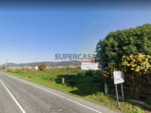 Terreno localizado a 800 Metros da Praia de Esposende