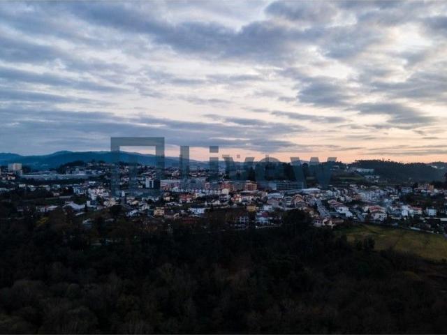 Terreno, Lomar e Arcos