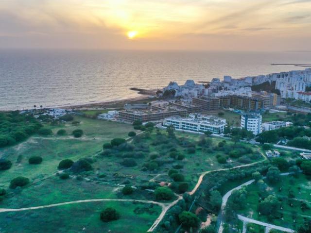 TERRENO PANORÂMICO COM VISTA MAR Apenas A 50 Metros Da Praia A Pé