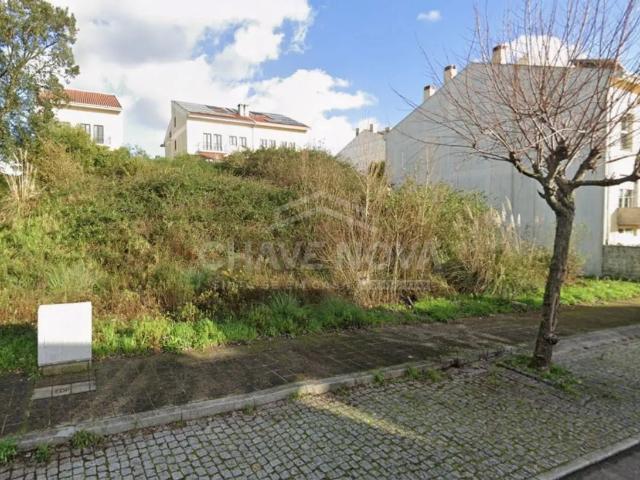 Terreno para construção – Moradia Geminada V3 com projeto aprovado | Valongo, Porto