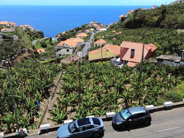 Fantástico terreno para construção na Ponta do Sol com 950m2