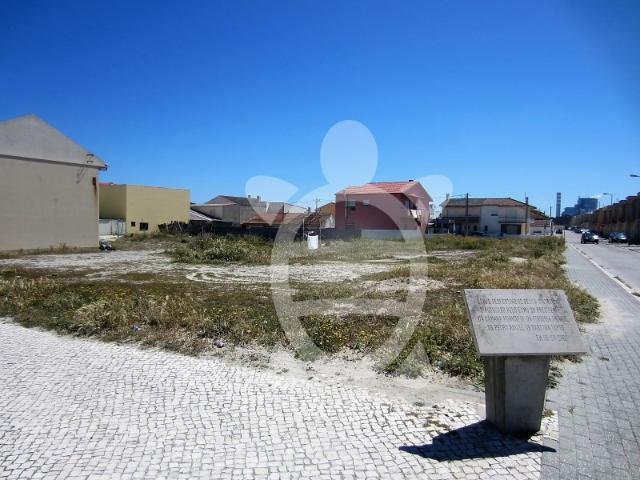 Terreno para construção na Praia da Leirosa