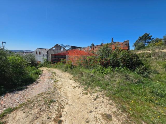 Terreno para construção na Zona Industrial da Pedrulha Coimbra