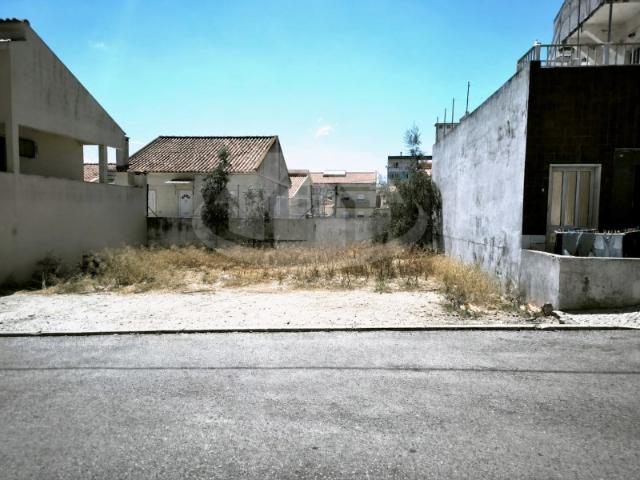 Terreno para construção, no Catujal, Loures