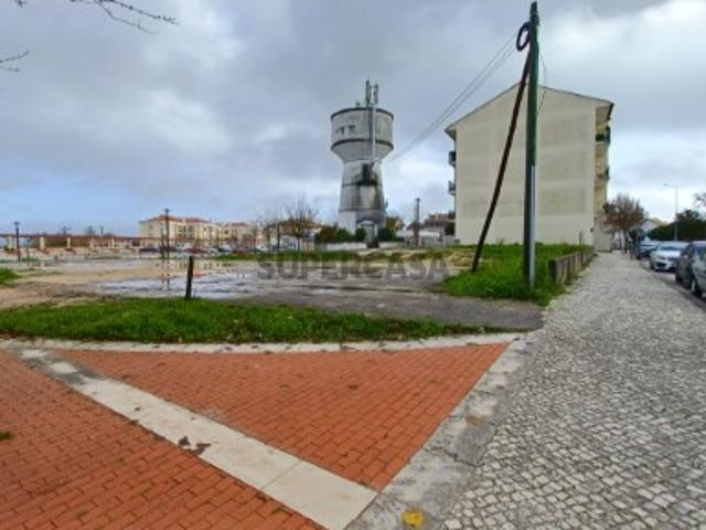 Terreno para construção no centro da Vila de Ferreira do Zêzere