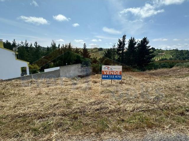 Terreno para Construção no concelho de Óbidos Localização Privilegiada