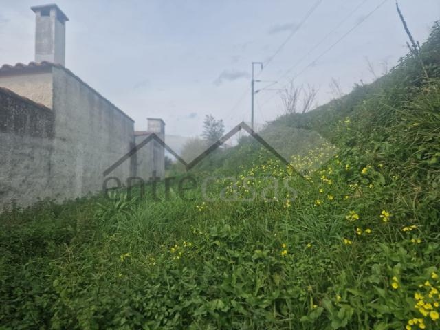 TERRENO PARA CONSTRUÇÃO AREOSA