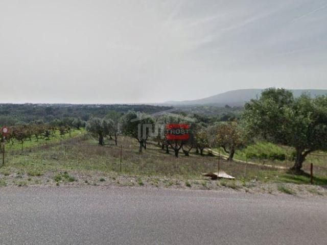 Terreno para construção casais de Igreja | 26082521958
