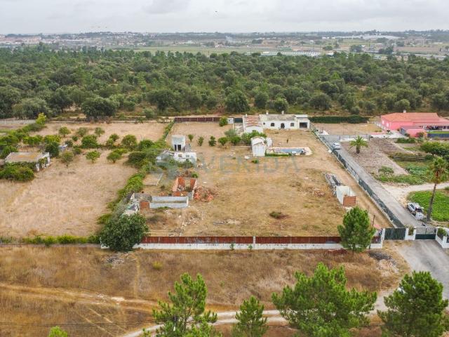 Terreno urbano com 5.000 m², Quinta do Quadrado, Alhos Vedros