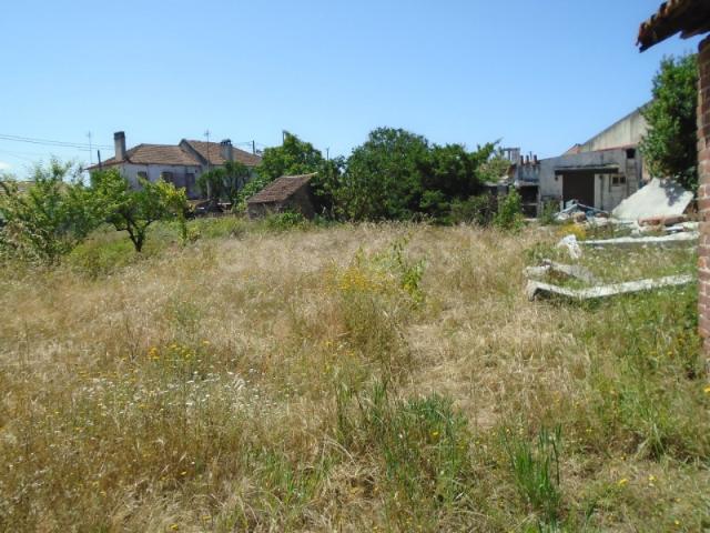 Terreno para construção com 3042 m2 na Martingança Gare