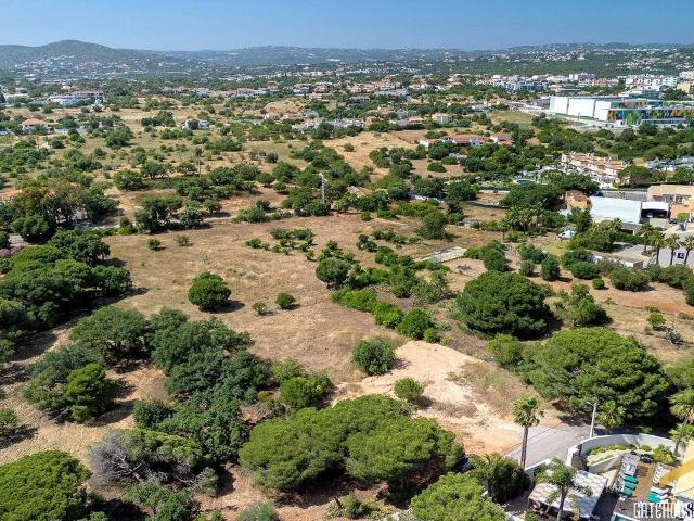 Terreno para construção com aprovação de projeto em Almancil. m² Almancil