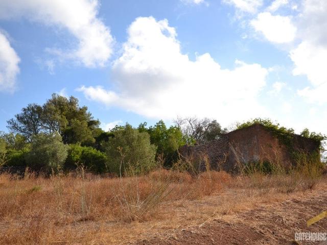 Terreno para construção com ruína à venda em Loulé, Algarve. m² Loulé São Clemente