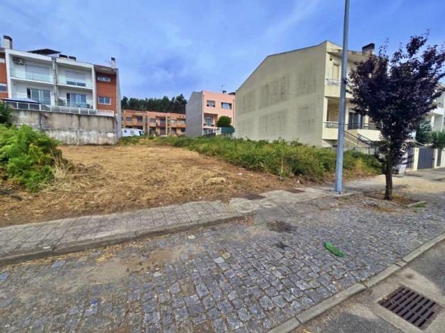 Terreno para Construção de Moradia