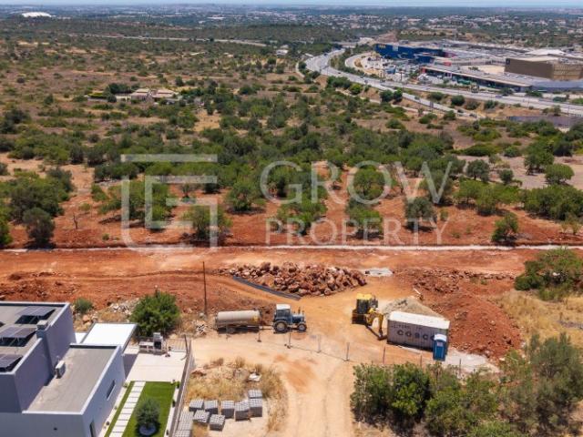 Terreno para Construção de moradia em Valados, Santa Bárbara de Nexe