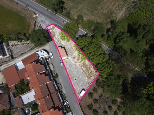 Terreno para Construção de Moradia Excelente Localização perto de Alcobaça