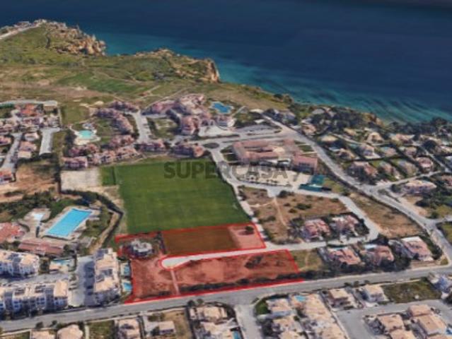Terreno para construção de moradia isolada perto da Praia de Porto de Mós em Lagos, Algarve