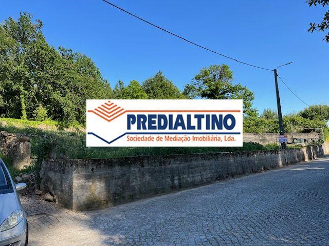 Terreno para construção de moradias