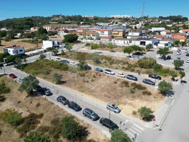 Terreno para construção de prédio multifamiliar