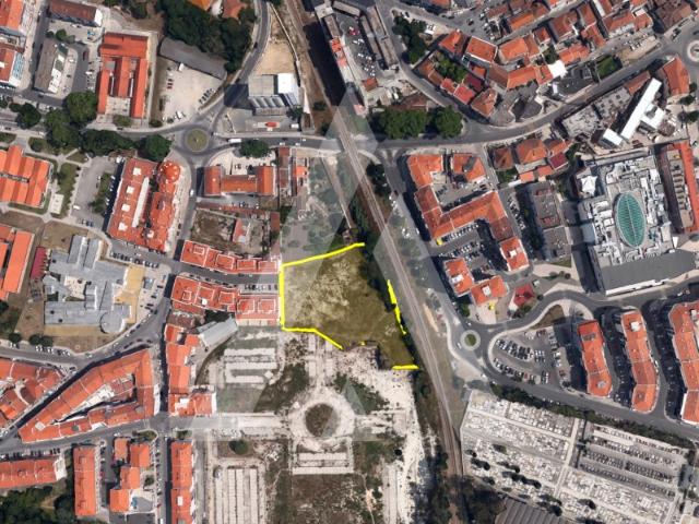 Terreno para Construção de Prédios para Habitação ou Condomínio Privado Caldas da Rainha