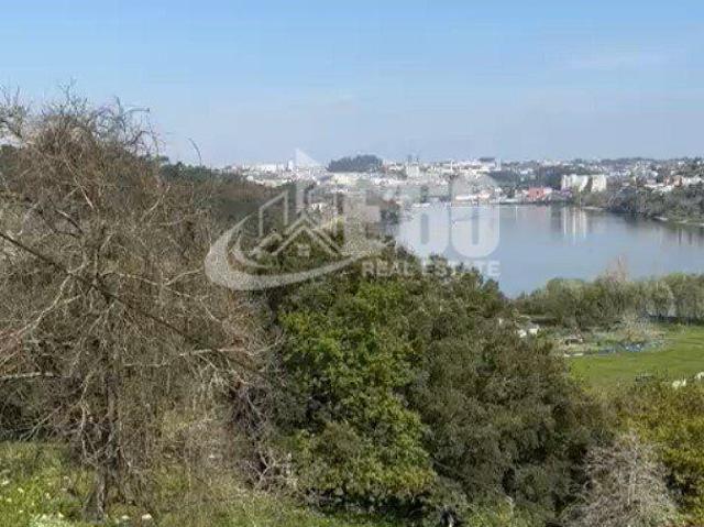 Terreno para construção de 7 moradias | 26084087782
