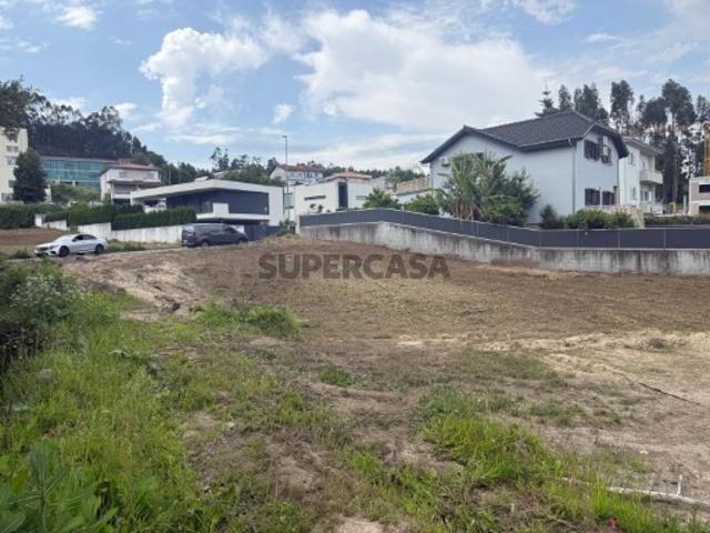 TERRENO PARA CONSTRUÇÃO EM MOURIZ