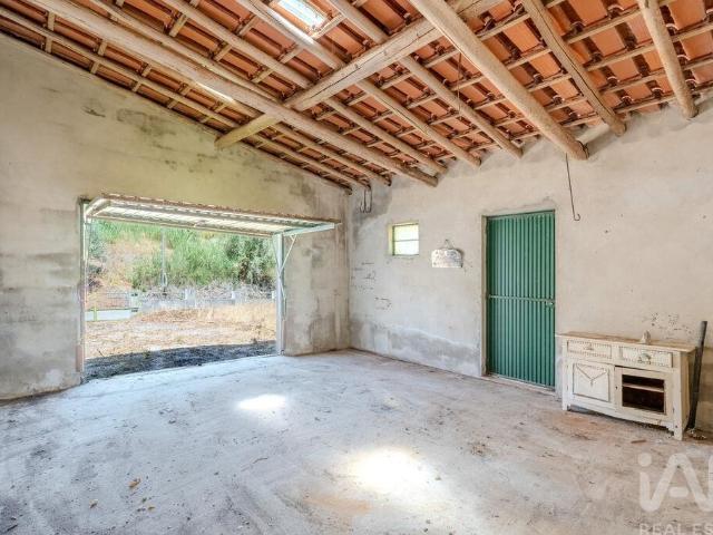 Terreno para construção em Azueira e Sobral da Abelheira