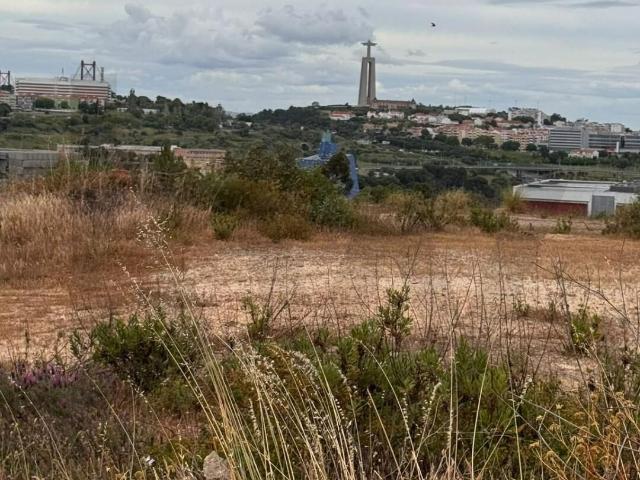Terreno para construção em Almada I 529 m2 I oportunidade de investimento