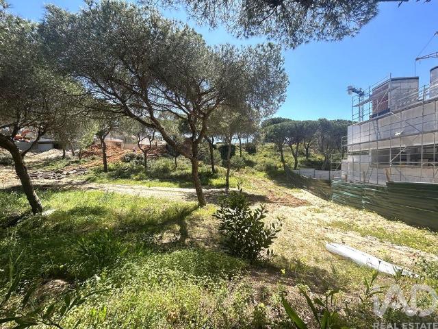 Terreno para construção em Vale de Lobo