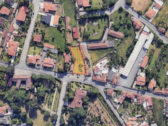 Terreno para construção em de Paços de Brandão