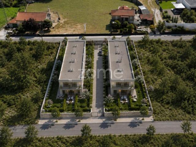 Terreno para construção em Pereira Barcelos