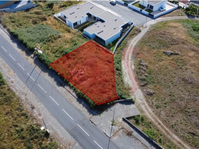 Terreno para Construção em Ruivães, Vila Nova de Famalicão com 357 m²