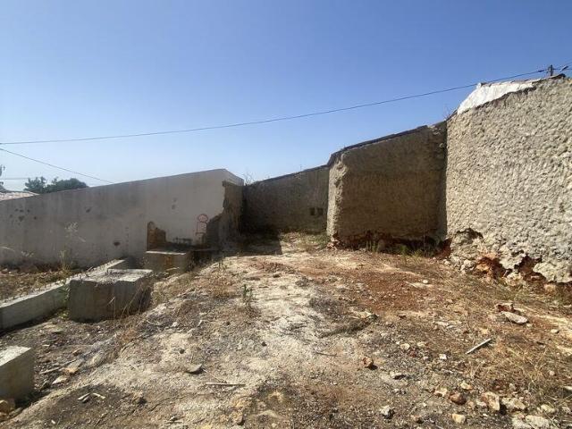 Terreno para construção em Santa Catarina da Fonte do Bispo