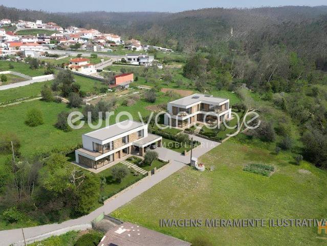 Terreno para Construção Leiria, Regueira de Pontes | 2.500 m² | 26084076186