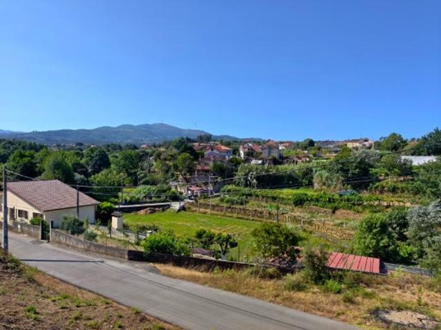 Terreno para Construção, localizado na freguesia de Troviscoso, em Monção