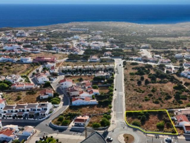 Terreno para construção perto da praia com vista mar Sagres