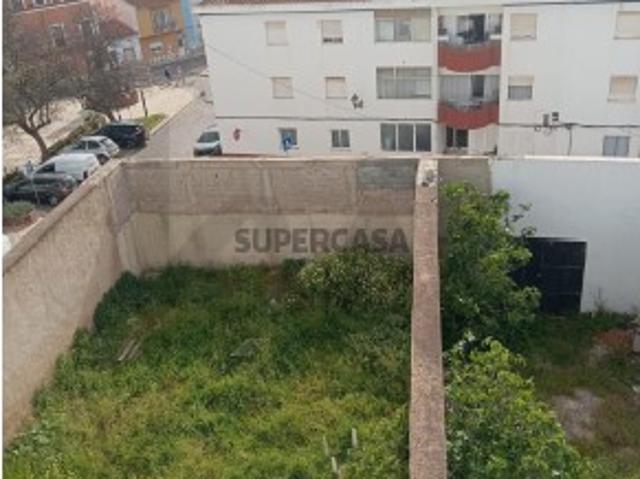 Terreno para construção prédio em Silves
