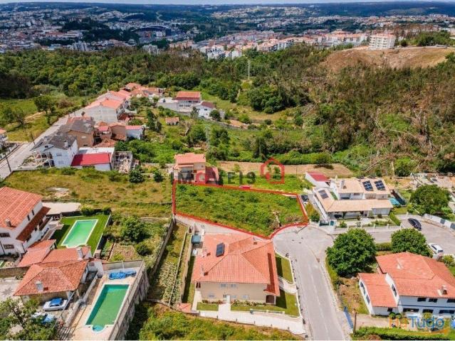 Terreno para construção ? Quinta do Cavaleiro ? Leiria | 26084086940