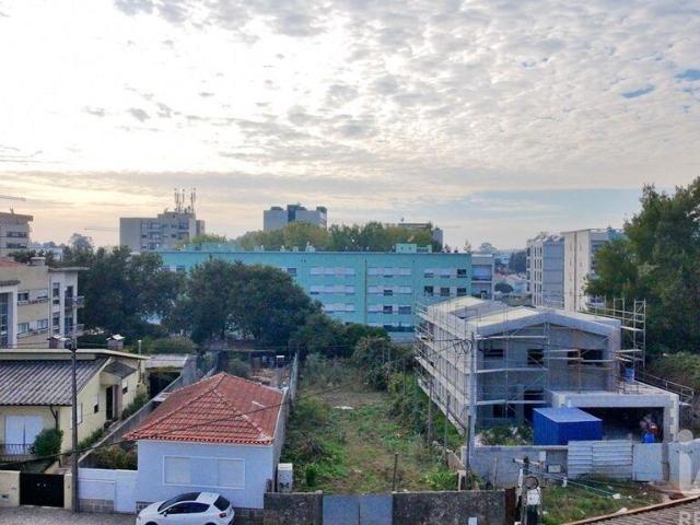 Terreno para construção T3 em Moreira de 285,00 m²