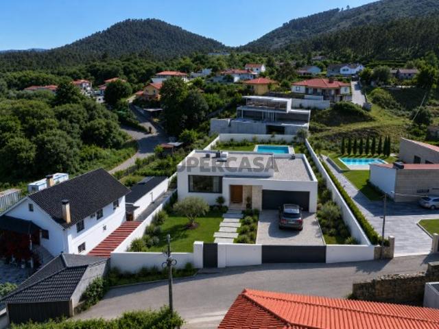 Terreno para Construção 1350m² | Arcozelo Ponte de Lima