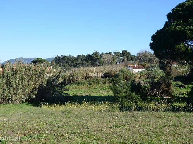 Terreno para construo de Moradia na aldeia da Ma Sesimbra