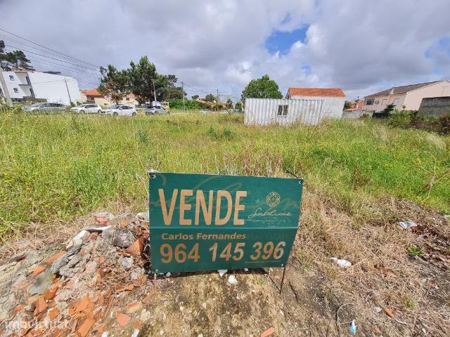 Terreno para Construo de um prdio com 3 fraes