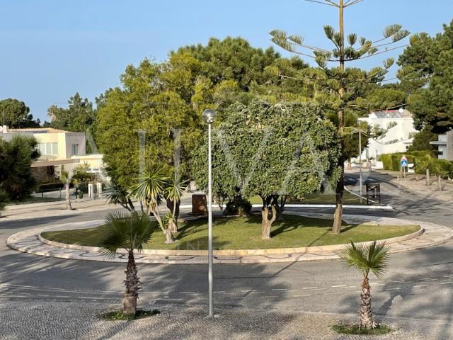 Terreno para construcao na urbanizacao Soltroia