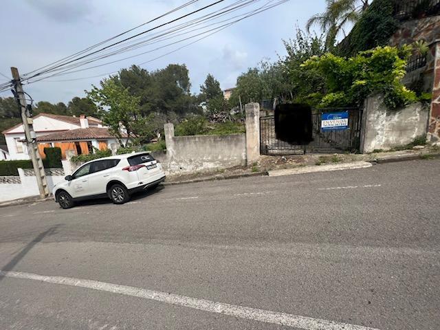 TERRENO PARA CONSTRUIR EN LA ZONA DE VORA CANYELLES