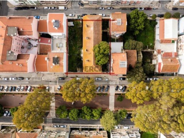 Terreno Para Construir um Prédio Novo em Pleno Coração de Queluz