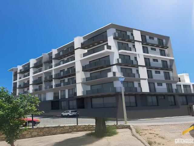 Terreno para construir 46 apartamentos em Quarteira, Algarve. m² Quarteira