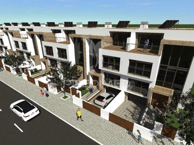 Terreno para a Construção em Sarrilhos Grandes Montijo