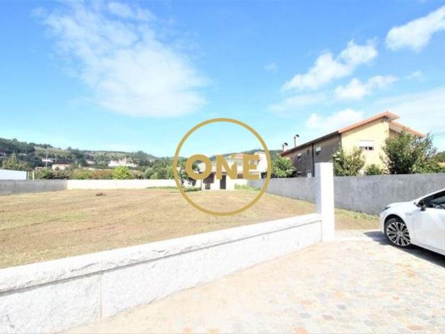 Terreno para Arrendamento em Vermoim – Excelente Localização Junto à EN206
