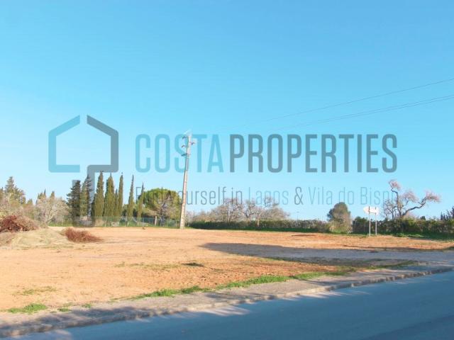 Terreno para fins Comerciais a poucos minutos da Praia da Luz
