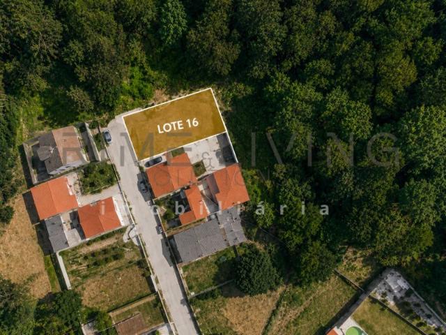 Terreno para Moradia Isolada de 2 pisos | 360m2 | Lavra