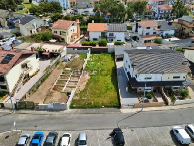 Terreno para moradia na Cidade da Maia